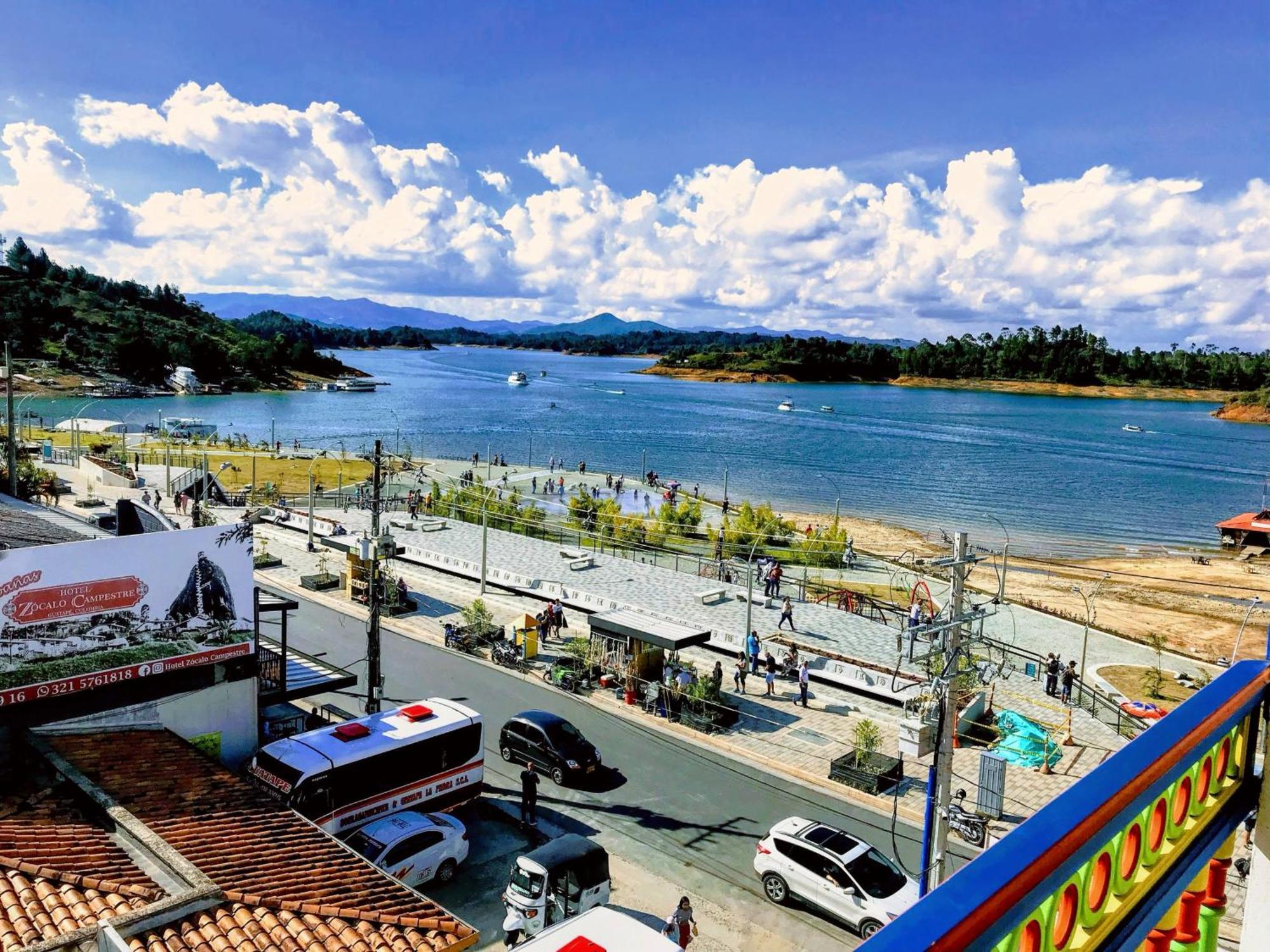 Aptos Plaza Principal, Con Y Sin Vista Al Embalse, Frente Autobus, A 8 Minutos De La Piedra Del Penol, Todo Cerca!!! Guatape Luaran gambar